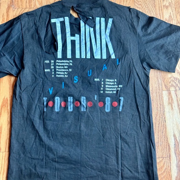 The Kinks Vintage Tour ‘87 Tee Shirt - Picture 4 of 8